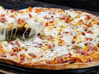MODERN PIZZA SHOP FOR SALE